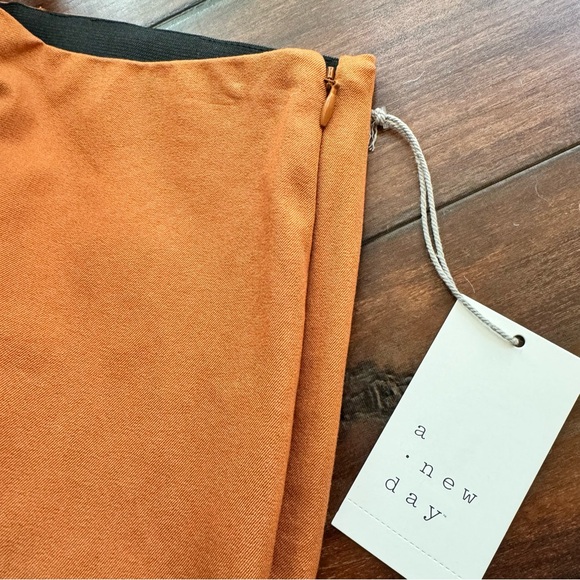 A New Day Side Zip Crop Flare Pants - Picture 4 of 6